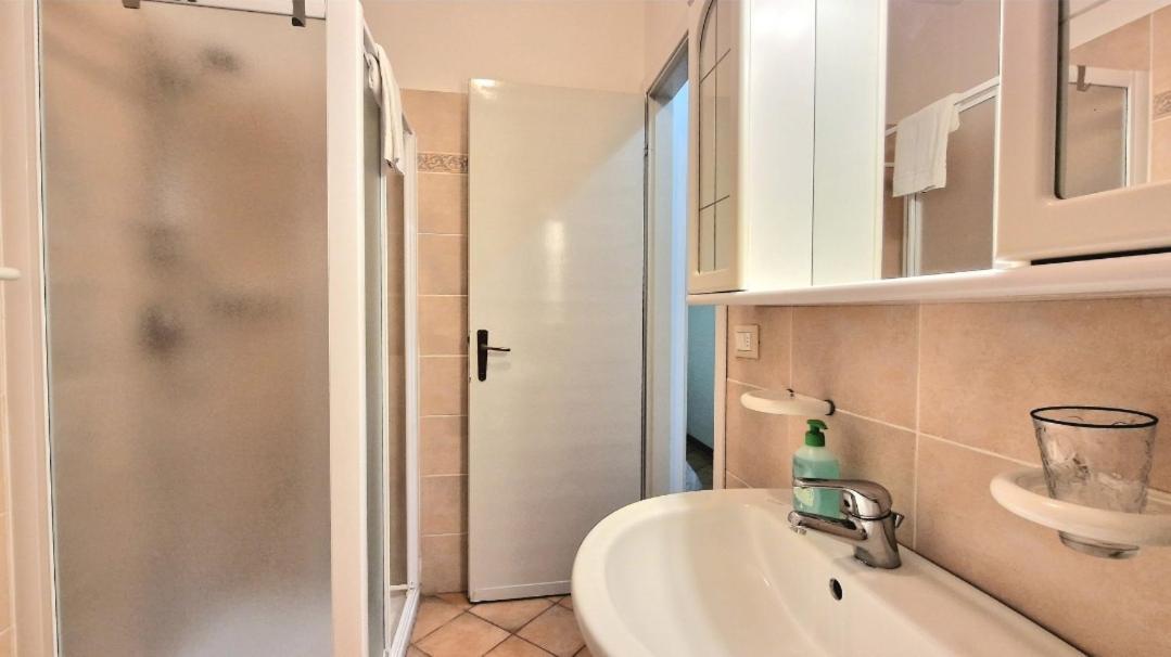 Chiara Pool Apartment Bardolino Exterior foto
